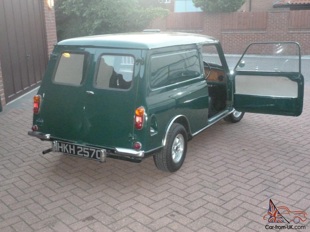 1965 morris mini van