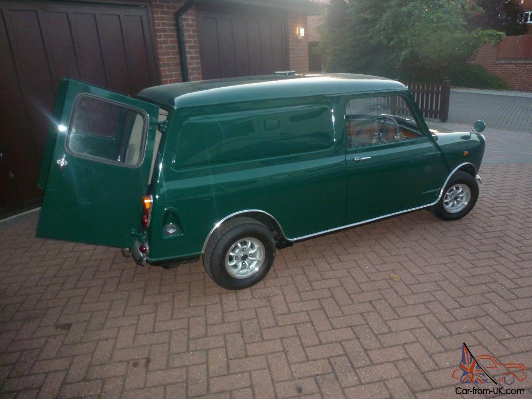 1965 morris mini van