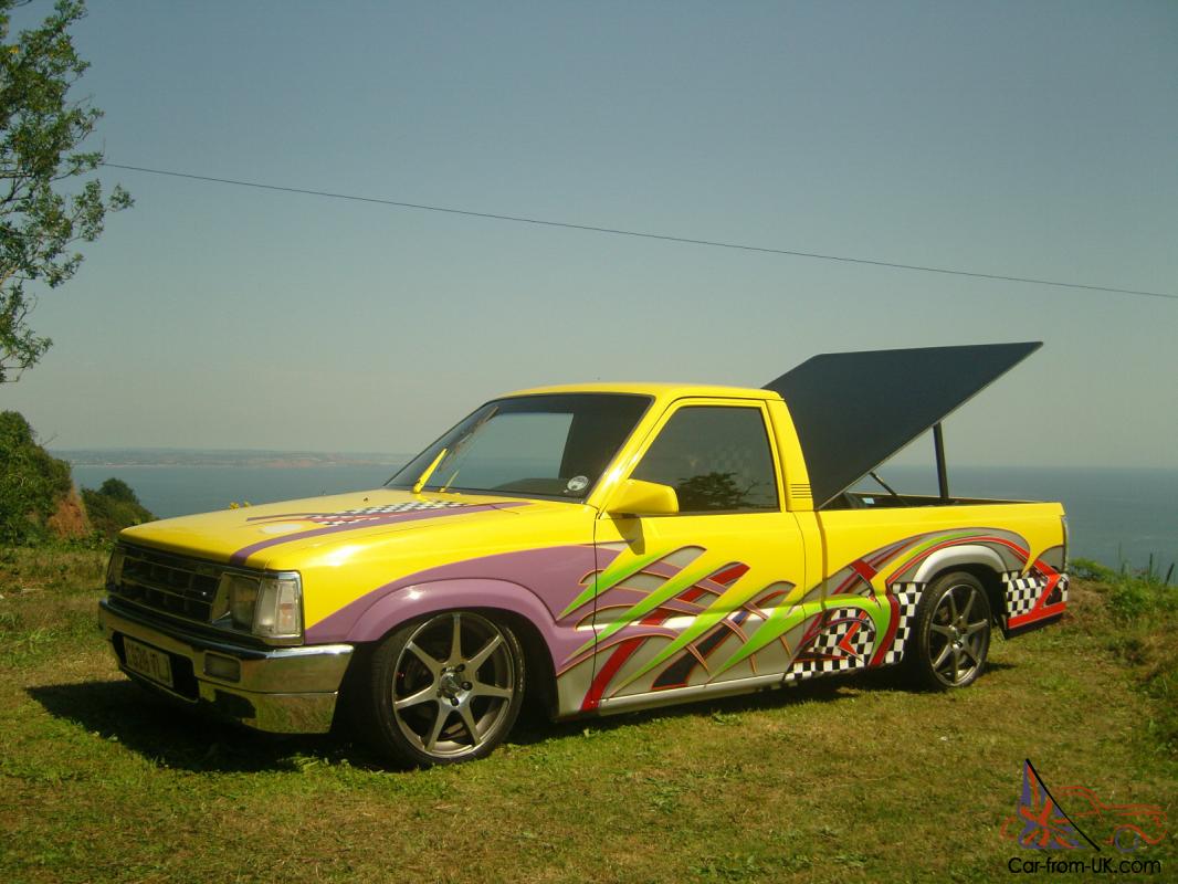  Mazda B2000 Custom Minitruck Hotrod Pickup 