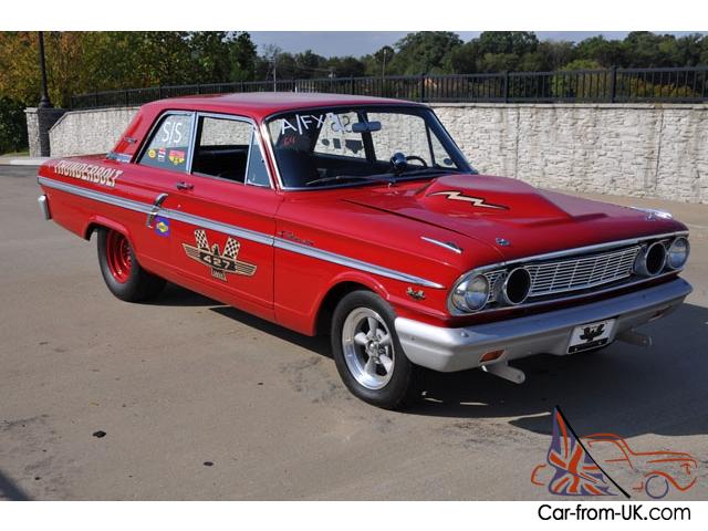 1964 Ford Fairlane Thunderbolt 427 4 speed Vintage drag race show car