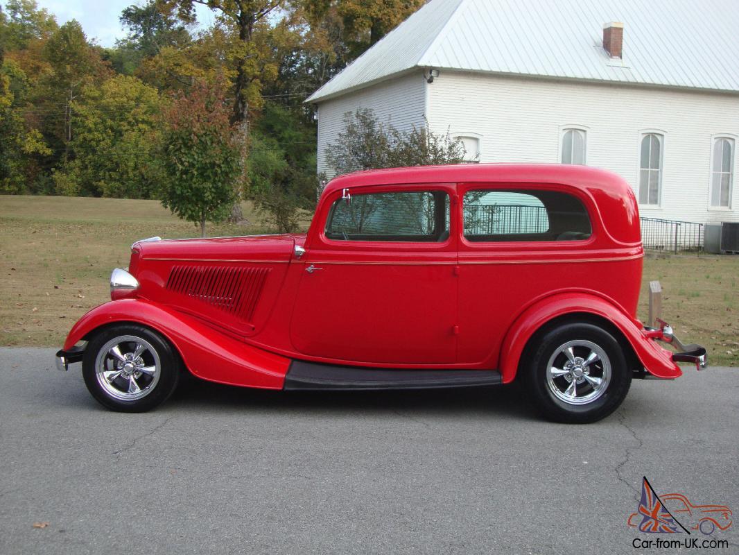 1934 Ford 2 door sedan street rod #3