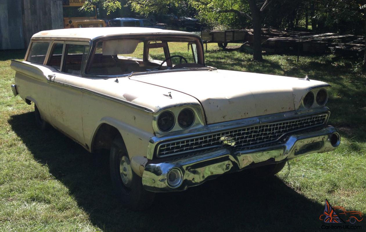 1959 Ford 2 door station wagon