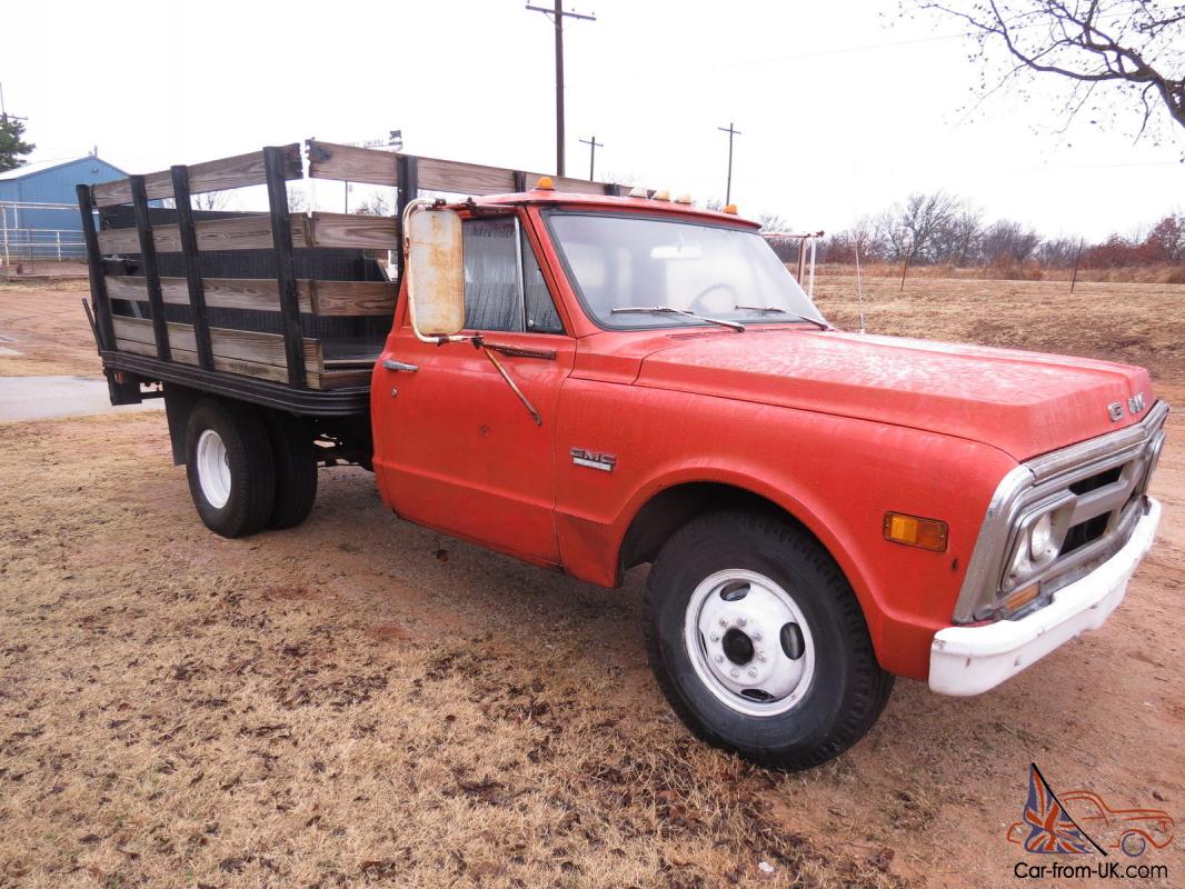 70 GMC 1 Ton Flat Bed Pick Up