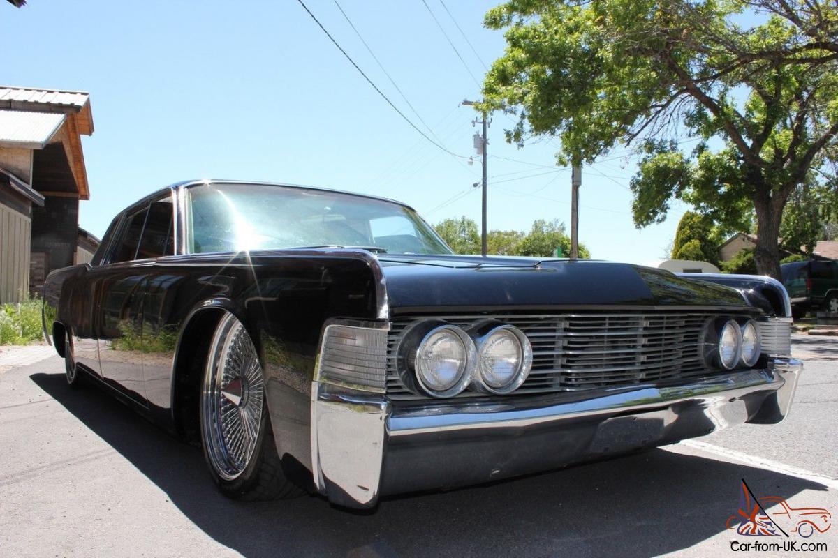 WOW! 1965 Lincoln - Fuel Injected 460 - Air Ride - Bagged - Suicide