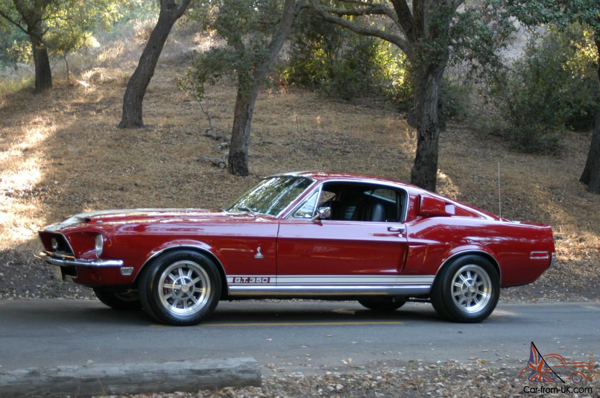 Rent a ford mustang hertz