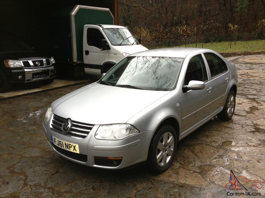 VW BORA S Silver Dec 2011 LHD(!) Only 3750 miles! Auto