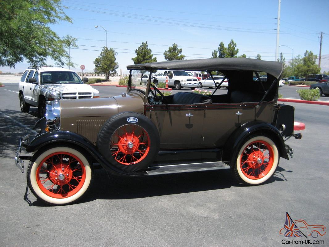 1929 Ford model a 4 door car #8