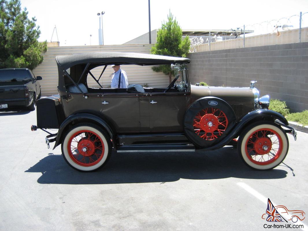 1929 Ford model a 4 door car #6