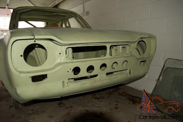 Ford escort body shell #2
