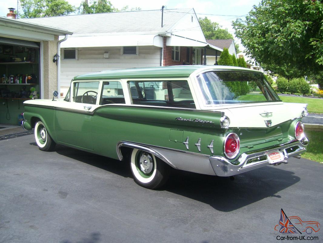 1959 Ford galaxie station wagon
