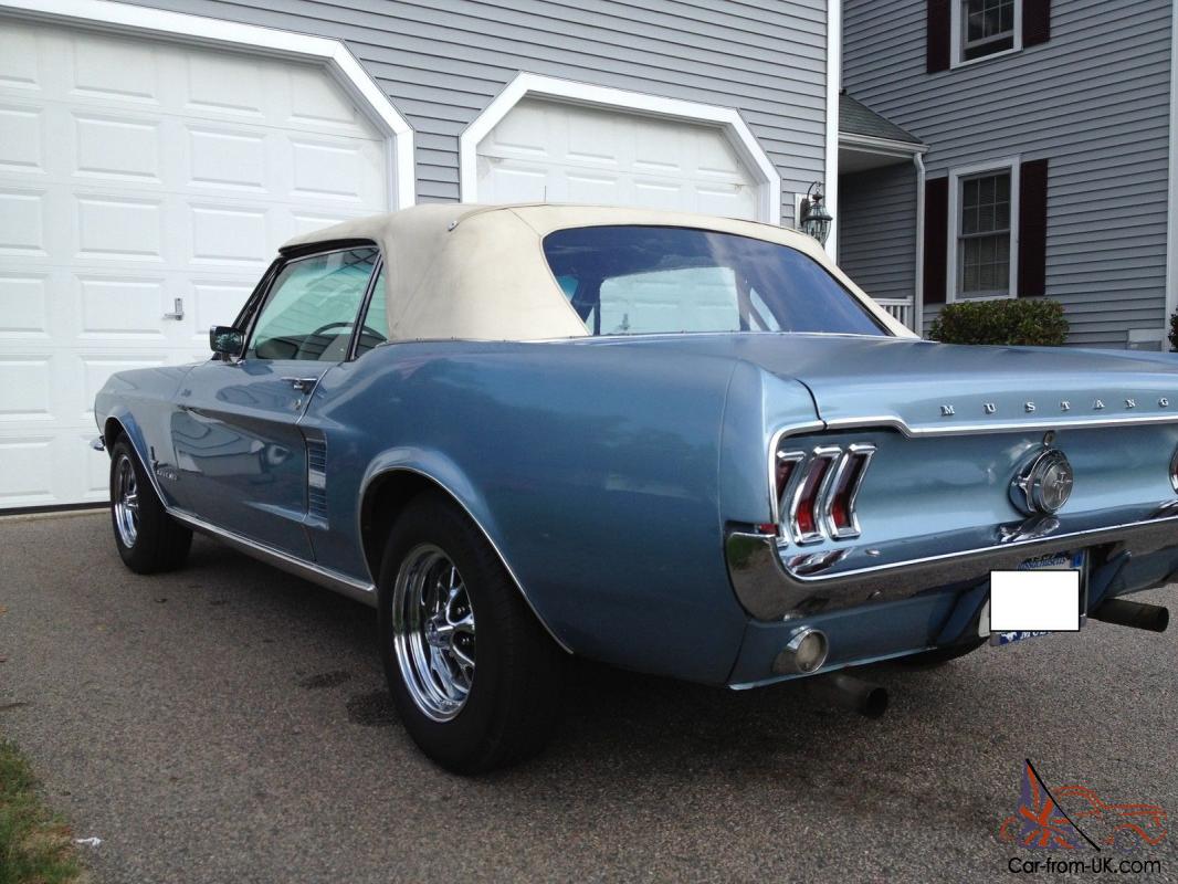 1967 Ford mustang convertible brittany blue