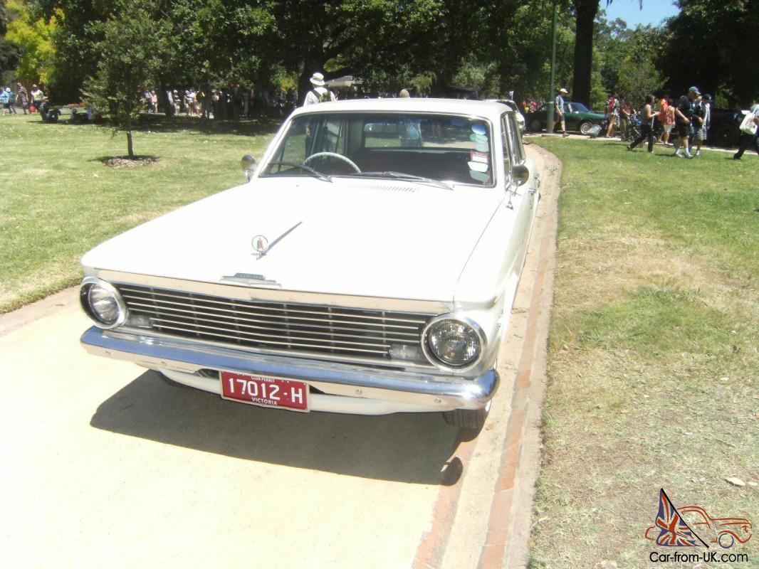Valiant AP5 Regal in Boronia, VIC