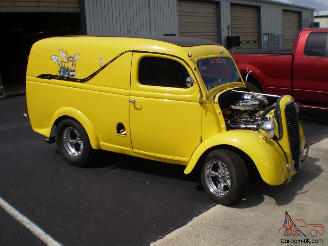 1939 Ford panel truck #2