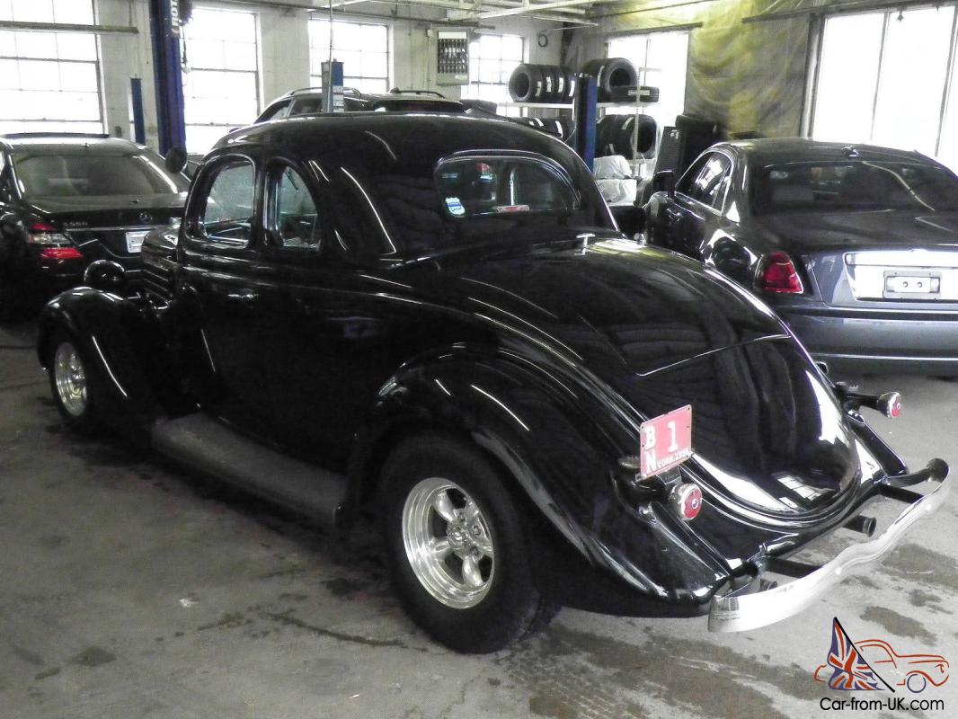 1935 Ford with rumble seat #10